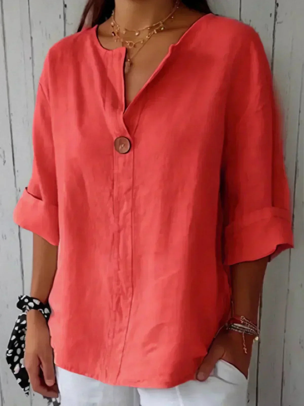 SASHA – RELAXED V-NECK BLOUSE