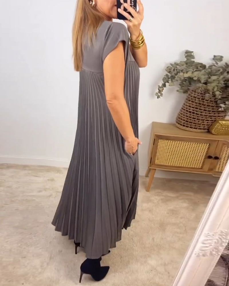 Ida™ – Pleated Maxi Dress