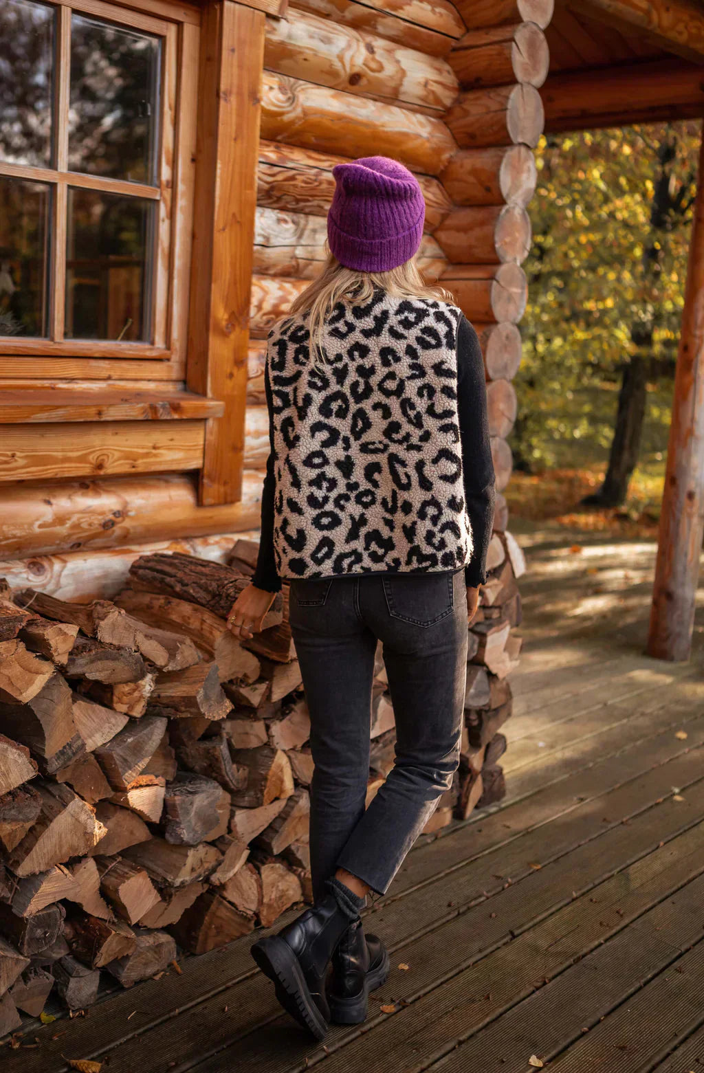 Leana | Stylish Leopard Vest